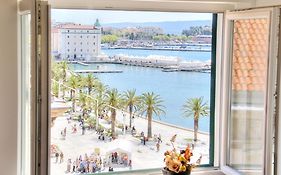 Apartments & Rooms Graso